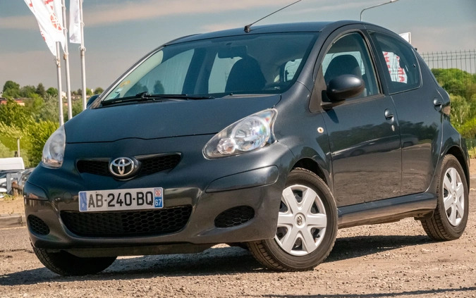 Toyota Aygo cena 10000 przebieg: 216034, rok produkcji 2009 z Rybnik małe 232